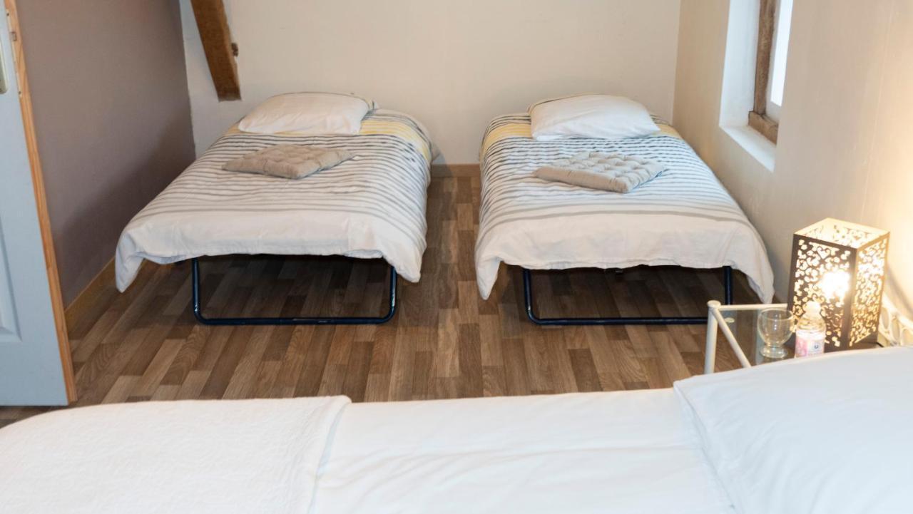 Domaine De La Basse Orme Bed & Breakfast Les Iffs Bagian luar foto