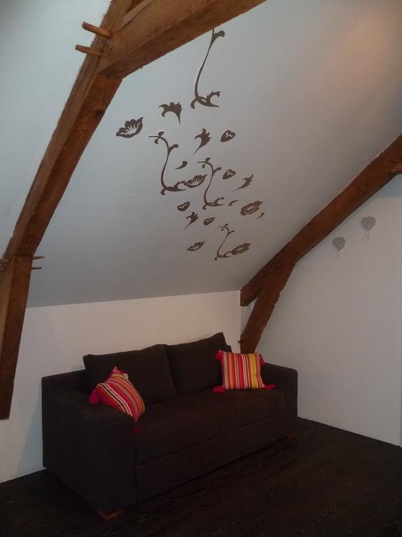 Domaine De La Basse Orme Bed & Breakfast Les Iffs Ruang foto